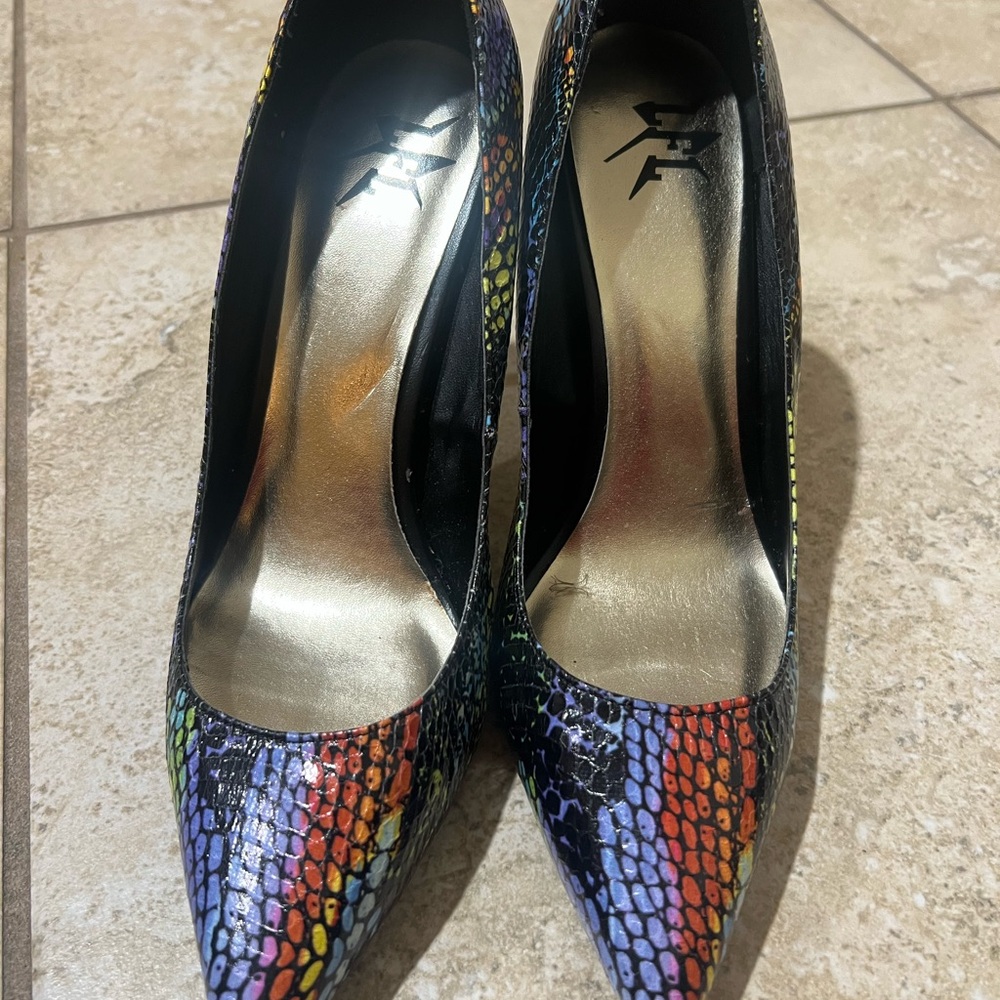 LFL by Lust for Life Black Stiletto Heels